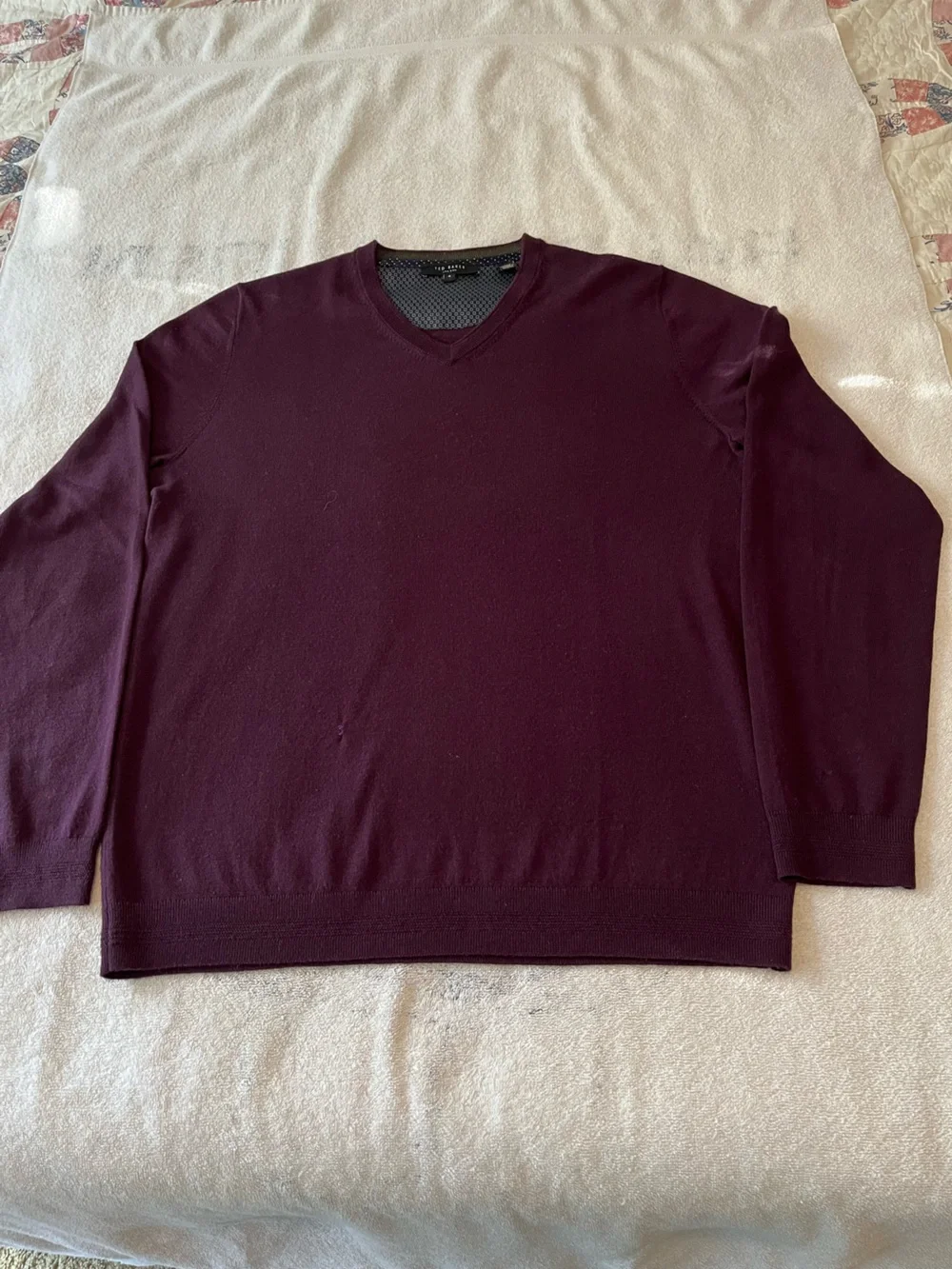Ted Baker Men's V-Neck Sweater in Plum